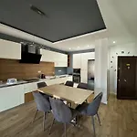 Kreilux Valona