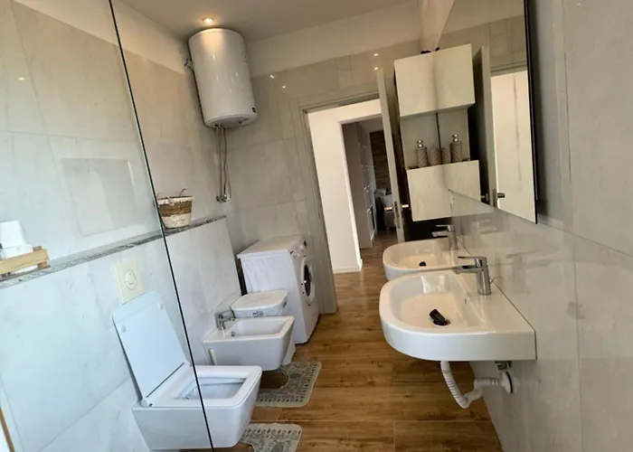 Kreilux Valona Apartment *