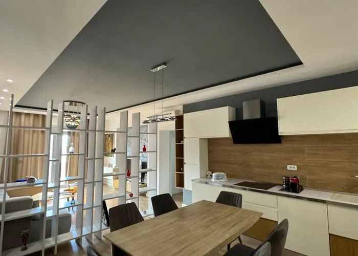 Kreilux Valona Apartment *